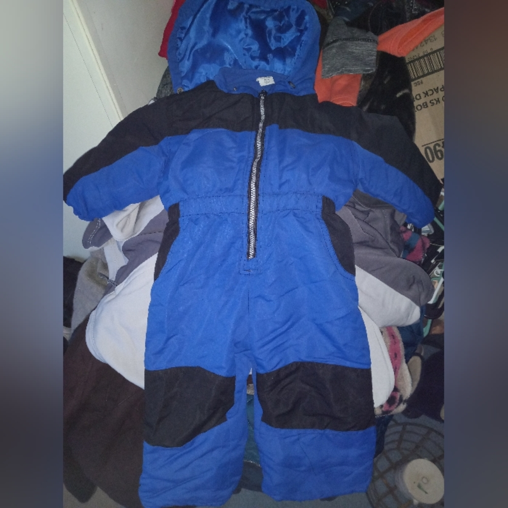Infants snowsuit